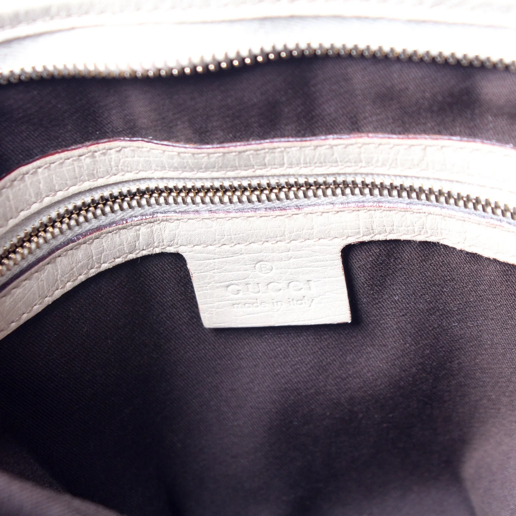 114338 GG Canvas Sherry Messenger